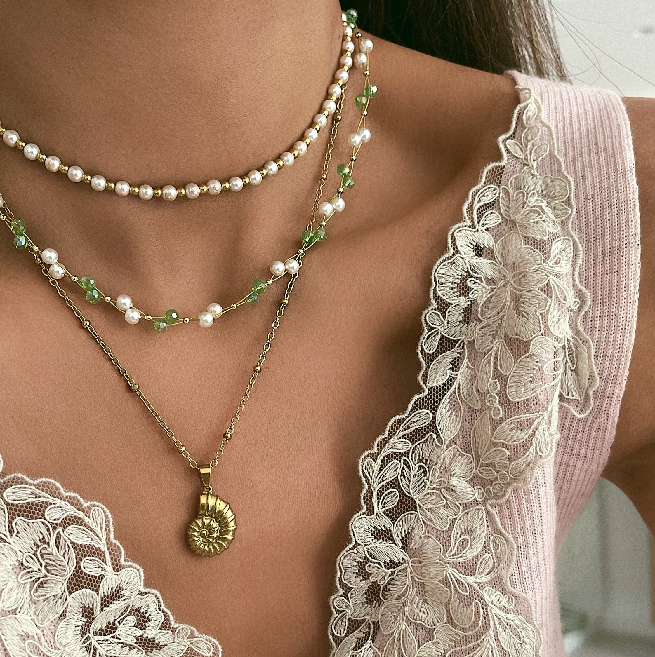 August Pearl Choker - Image 6