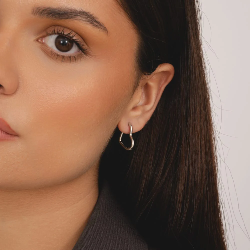 Dakota Heart Hoop Earrings - Image 2