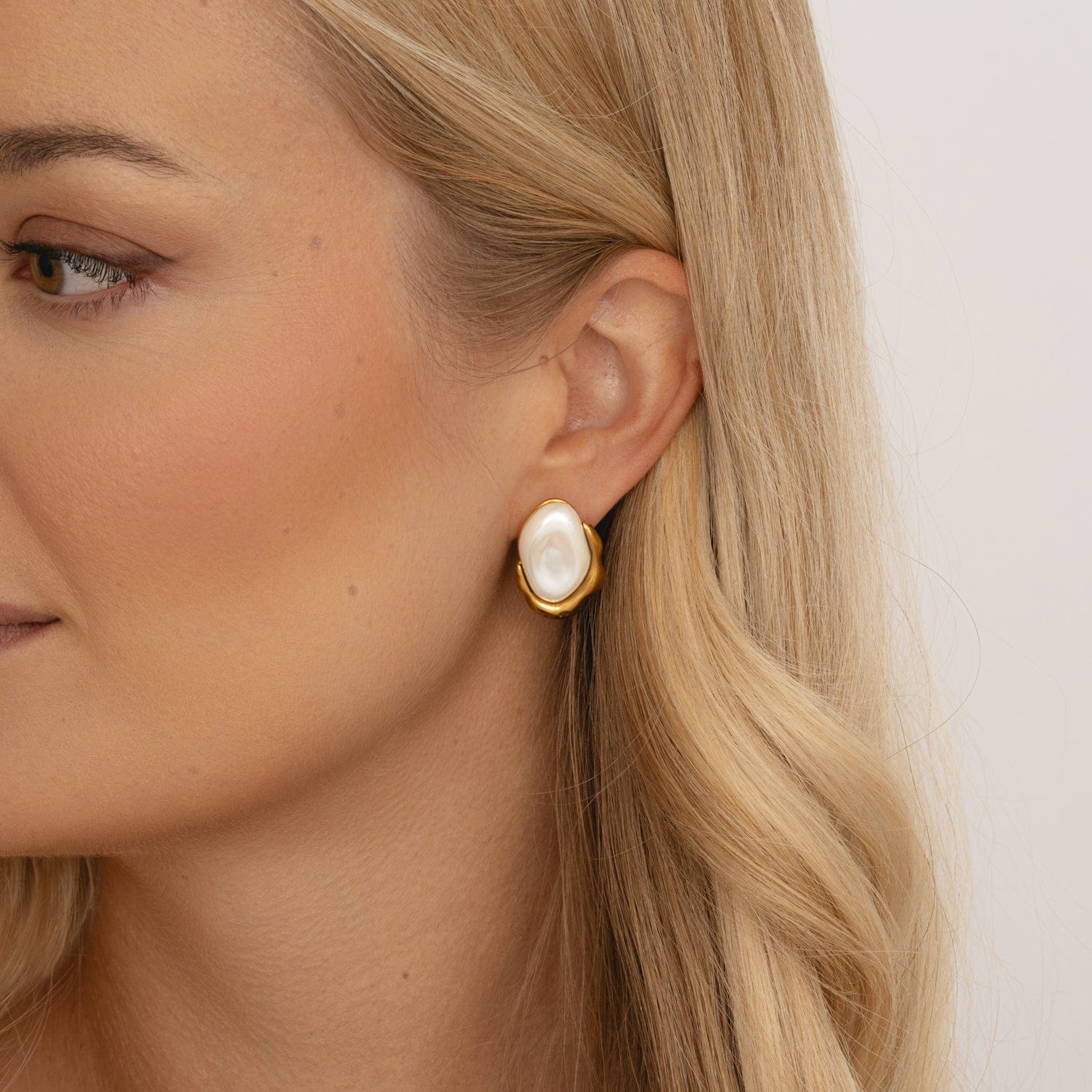 Drip Pearl Stud Earrings - Image 2