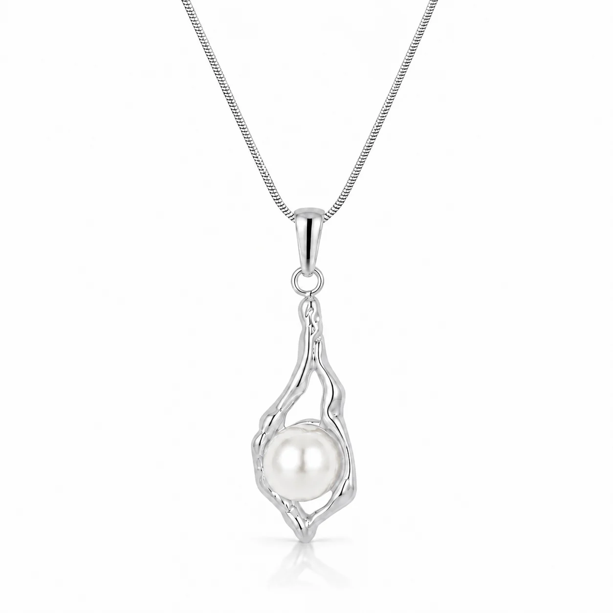 Dune Pearl Necklace - Image 5