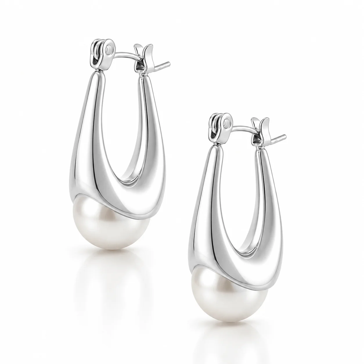 Halle Pearl Hoop Earrings - Image 3