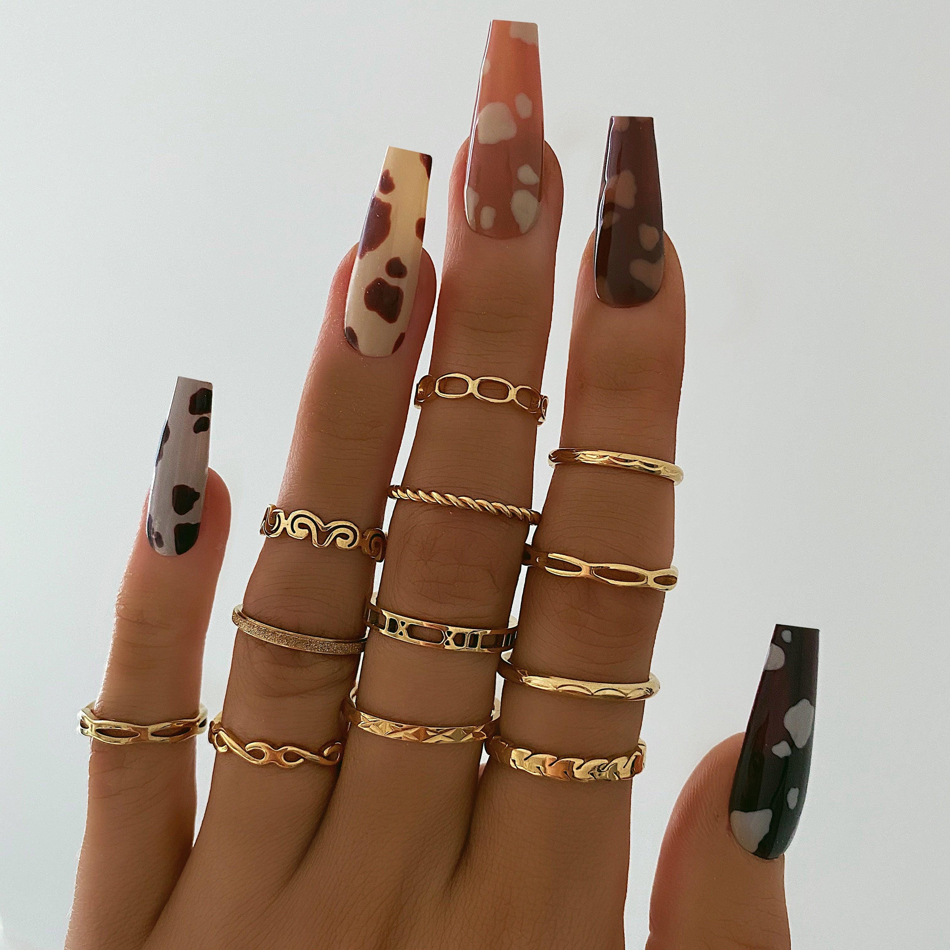 Jude Dainty Band Ring - Image 2