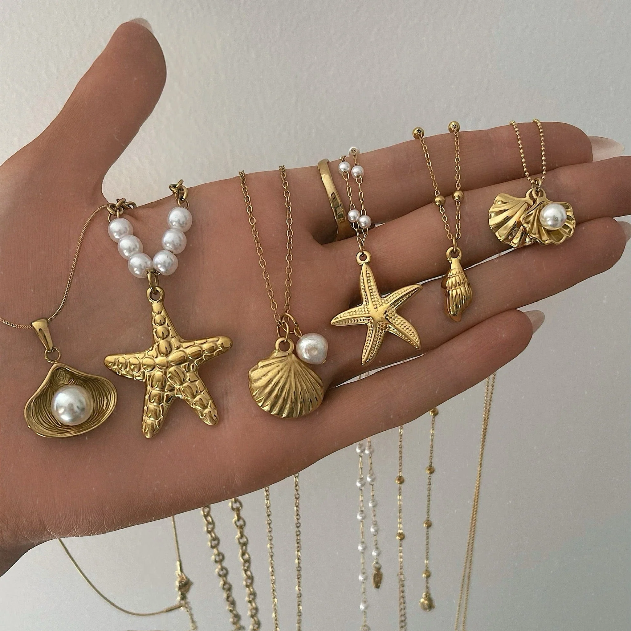 Maribel Starfish Pearl Necklace - Image 3