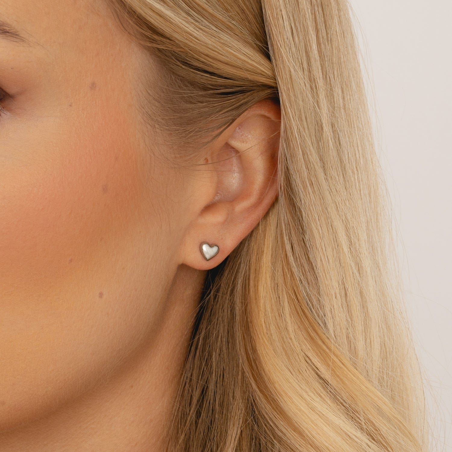 Minnie Heart Stud Earrings - Image 2