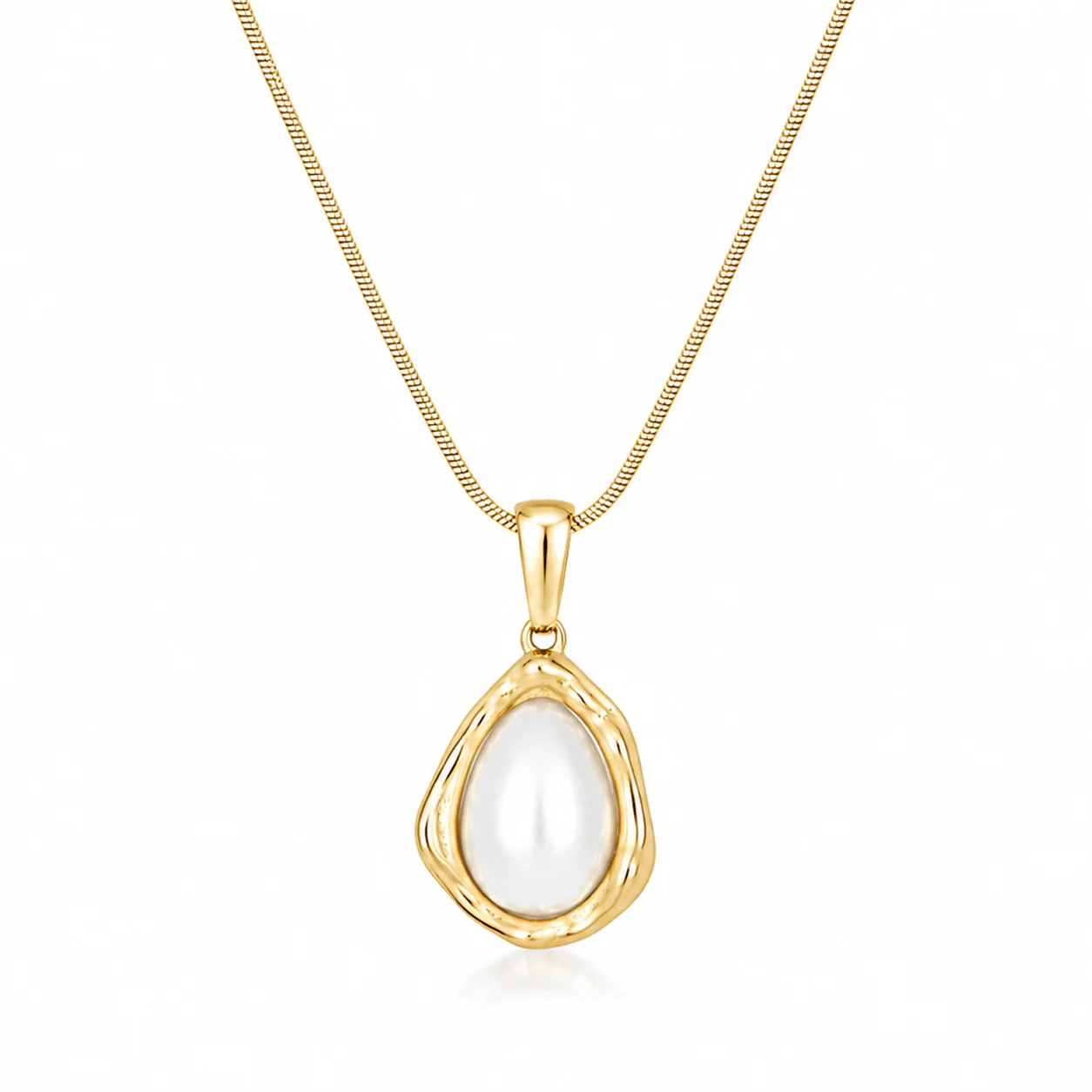 Naples Pearl Necklace